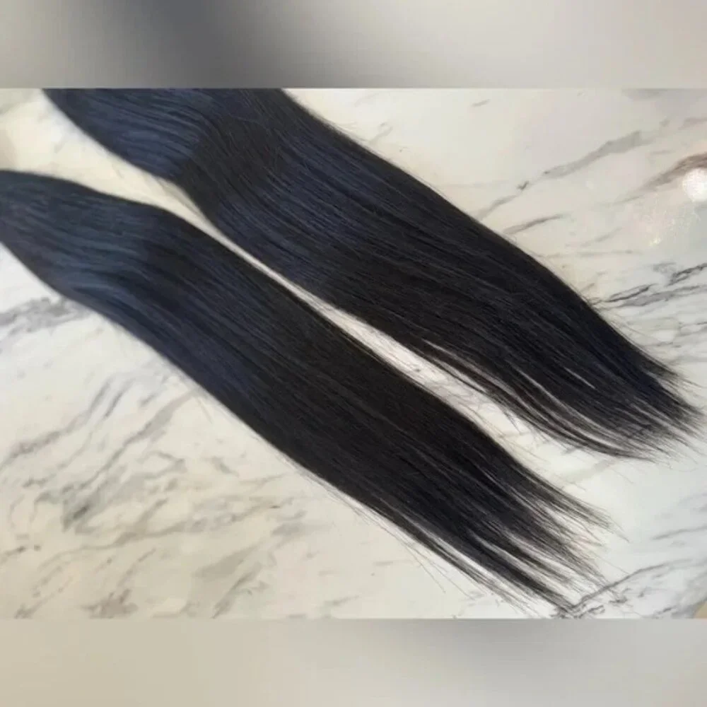 20” Black Human Hair Blend Weft Extensions – Soft Straight Bundles